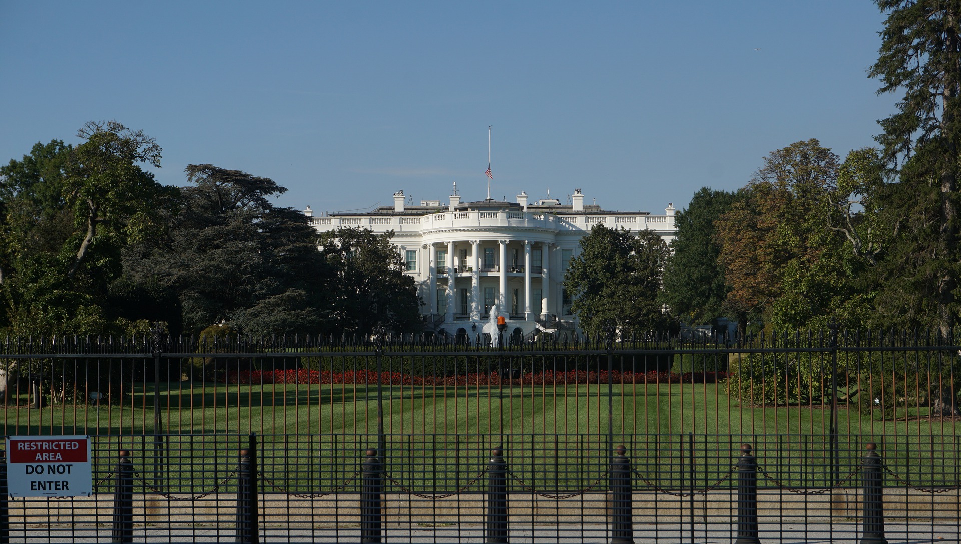 Home 2 Zwischen Trump und traditioneller Managementlehre – Wie lange kann man Realitäten leugnen und Change aussitzen?